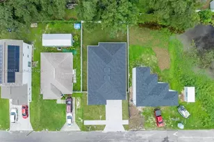 3706 Wiggins Leaf St, Tampa, FL 33619 - Photo 17