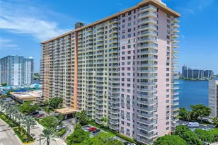 251 174th St, Sunny Isles Beach, FL 33160 - Photo 43