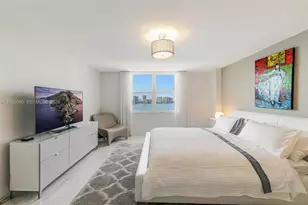 251 174th St, Sunny Isles Beach, FL 33160 - Photo 27