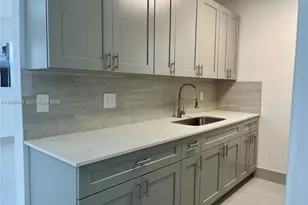 13390 NE 6th Ave, North Miami, FL 33161 - Photo 1