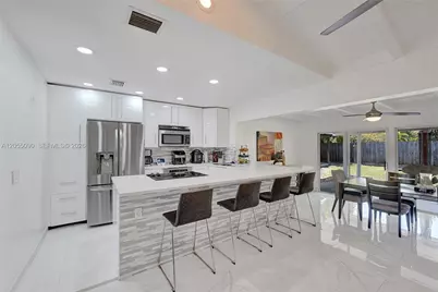 2531 Whale Harbor Ln, Fort Lauderdale, FL 33312 - Photo 7