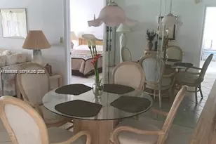 303 Racquet Club Rd, Weston, FL 33326 - Photo 3