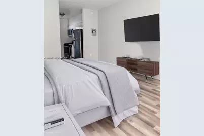8000 NE Bayshore Ct #110, Miami, FL 33138 - Photo 13