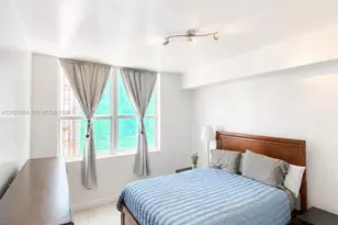31 SE 5th St, Miami, FL 33131 - Photo 17