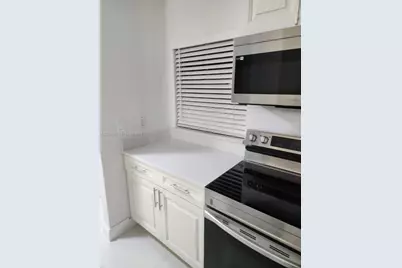 11643 NW 11th St, Pembroke Pines, FL 33026 - Photo 9