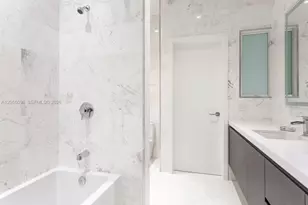 851 NE 1st Ave, Miami, FL 33132 - Photo 7