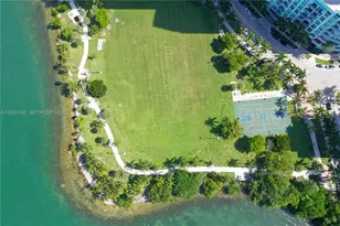 2000 N Bayshore Dr, Miami, FL 33137 - Photo 11