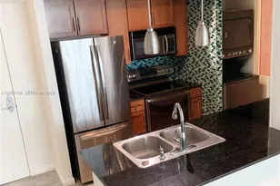 2000 N Bayshore Dr, Miami, FL 33137 - Photo 5