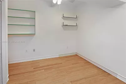 803 N Southlake Dr, Hollywood, FL 33019 - Photo 33