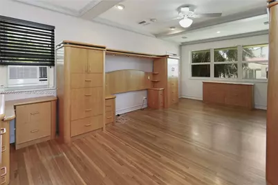 803 N Southlake Dr, Hollywood, FL 33019 - Photo 37