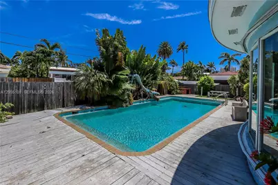 803 N Southlake Dr, Hollywood, FL 33019 - Photo 43