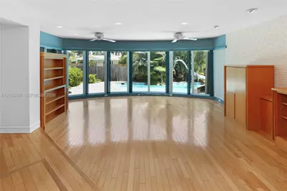 803 N Southlake Dr, Hollywood, FL 33019 - Photo 23