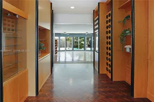 803 N Southlake Dr, Hollywood, FL 33019 - Photo 21