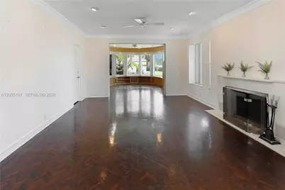803 N Southlake Dr, Hollywood, FL 33019 - Photo 15