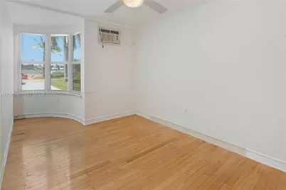 803 N Southlake Dr, Hollywood, FL 33019 - Photo 31