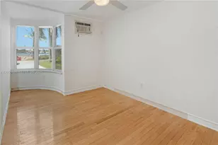 803 N Southlake Dr, Hollywood, FL 33019 - Photo 31
