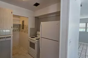 46 NW 14th Ct, Dania Beach, FL 33004 - Photo 3