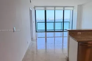 601 NE 36th St, Miami, FL 33137 - Photo 3