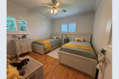 5721 SW 59th Pl, South Miami, FL 33143 - Photo 17