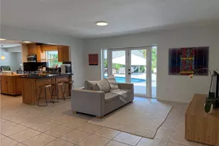 5721 SW 59th Pl, South Miami, FL 33143 - Photo 9