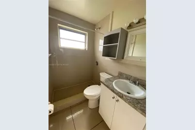 5165 W Flagler St #7, Miami, FL 33134 - Photo 11