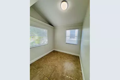 2816 Pine Tree Dr #3, Miami Beach, FL 33140 - Photo 7