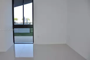 5300 Paseo Blvd, Doral, FL 33166 - Photo 5