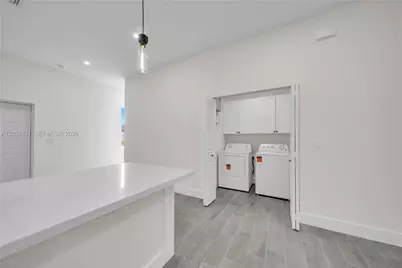 707 Randall Ave, Other City - In The State Of Florida, FL 33974 - Photo 7
