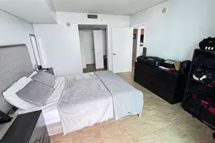 1800 N Bayshore Dr, Miami, FL 33132 - Photo 15
