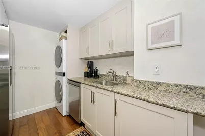 10275 Collins Ave #334, Bal Harbour, FL 33154 - Photo 11
