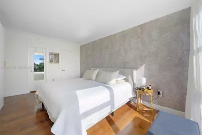10275 Collins Ave #334, Bal Harbour, FL 33154 - Photo 15