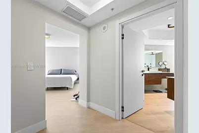 19400 Turnberry Way #1911, Aventura, FL 33180 - Photo 25