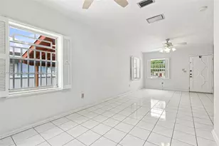 636 E 48th St, Hialeah, FL 33013 - Photo 13