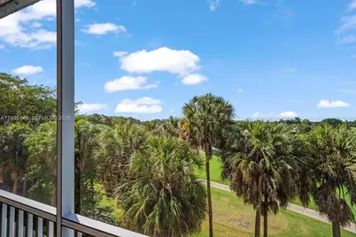 250 Jacaranda Dr #508, Plantation, FL 33324 - Photo 27