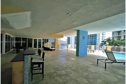 170 SE 14th St #1402, Miami, FL 33131 - Photo 15