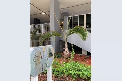 170 SE 14th St #1402, Miami, FL 33131 - Photo 21