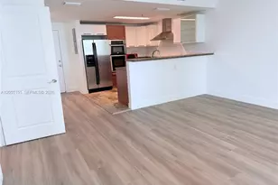 170 SE 14th St, Miami, FL 33131 - Photo 3