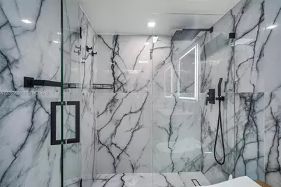 1623 Collins Ave #716, Miami Beach, FL 33139 - Photo 19