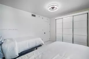 1623 Collins Ave, Miami Beach, FL 33139 - Photo 17