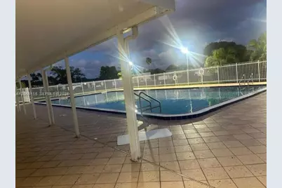 7211 NW 76th St, Tamarac, FL 33321 - Photo 37