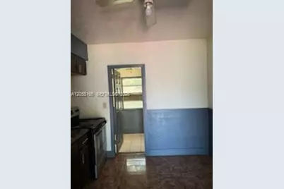 970 NE 133rd St #972, North Miami, FL 33161 - Photo 25