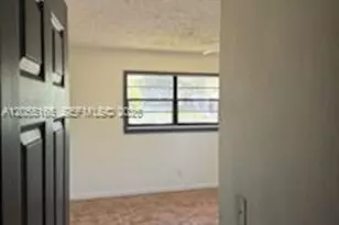 970 NE 133rd St, North Miami, FL 33161 - Photo 29