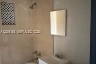 970 NE 133rd St, North Miami, FL 33161 - Photo 21