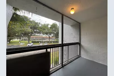 701 N Pine Island Rd #202, Plantation, FL 33324 - Photo 11