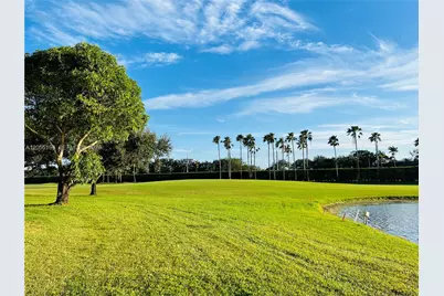 8900 Washington Blvd #409, Pembroke Pines, FL 33025 - Photo 23