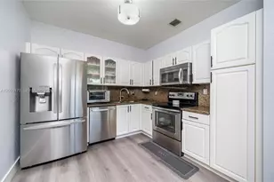 16840 SW 1st Manor, Pembroke Pines, FL 33027 - Photo 3