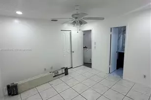 1670 Harding St, Hollywood, FL 33020 - Photo 11