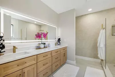 703 SW 17th St #703, Fort Lauderdale, FL 33315 - Photo 59