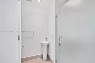 501 NE 31st St, Miami, FL 33137 - Photo 7