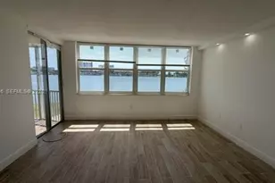1660 NE 191st St, Miami, FL 33179 - Photo 3